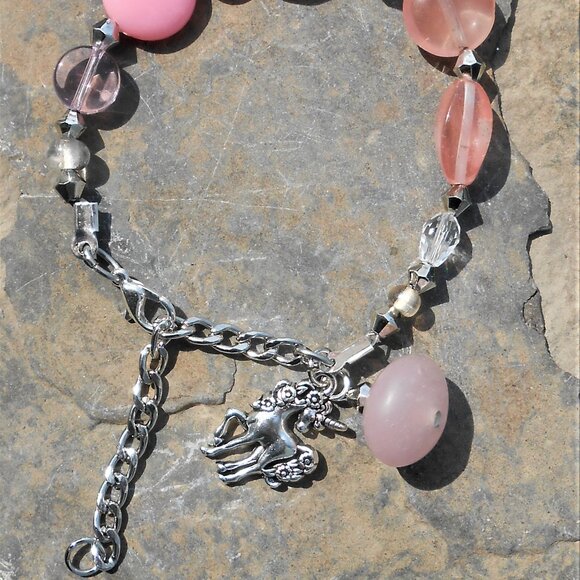 No.3 Handmade jewelery set : earrings and bracelet with unicorn charm - Picture 1 of 3